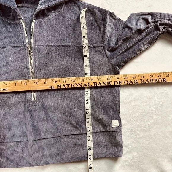 Vuori Womens Haven Half Zip Hoodie Dusty Blue Velour Cropped Sz XS Ribbed - Picture 5 of 9